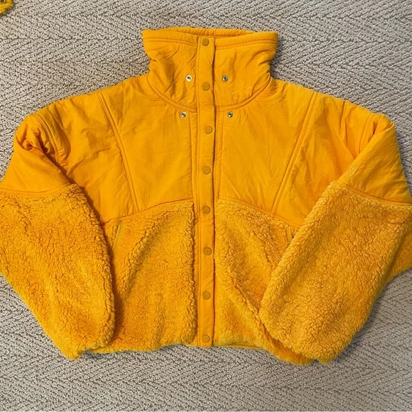 Free People Adventure Awaits Fleece Jacket Small Orangeade NWT - Picture 2 of 10